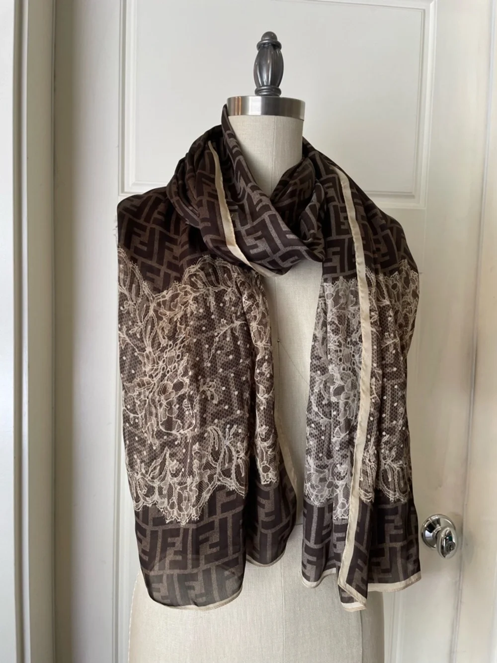 Designer Brown Patterned Silk Scarf 24” wide 70” long - Picture 4 of 7